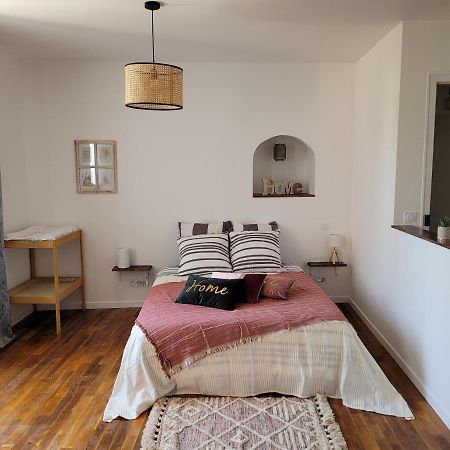 Le Moulin De Cutesson O Dela Du M Bed & Breakfast Villenauxe Dış mekan fotoğraf