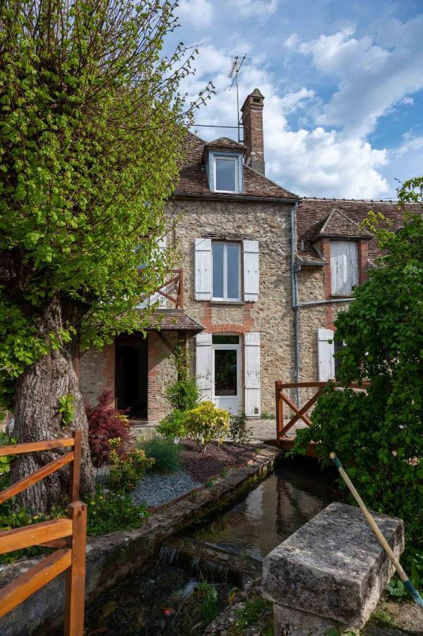 Le Moulin De Cutesson O Dela Du M Bed & Breakfast Villenauxe Dış mekan fotoğraf