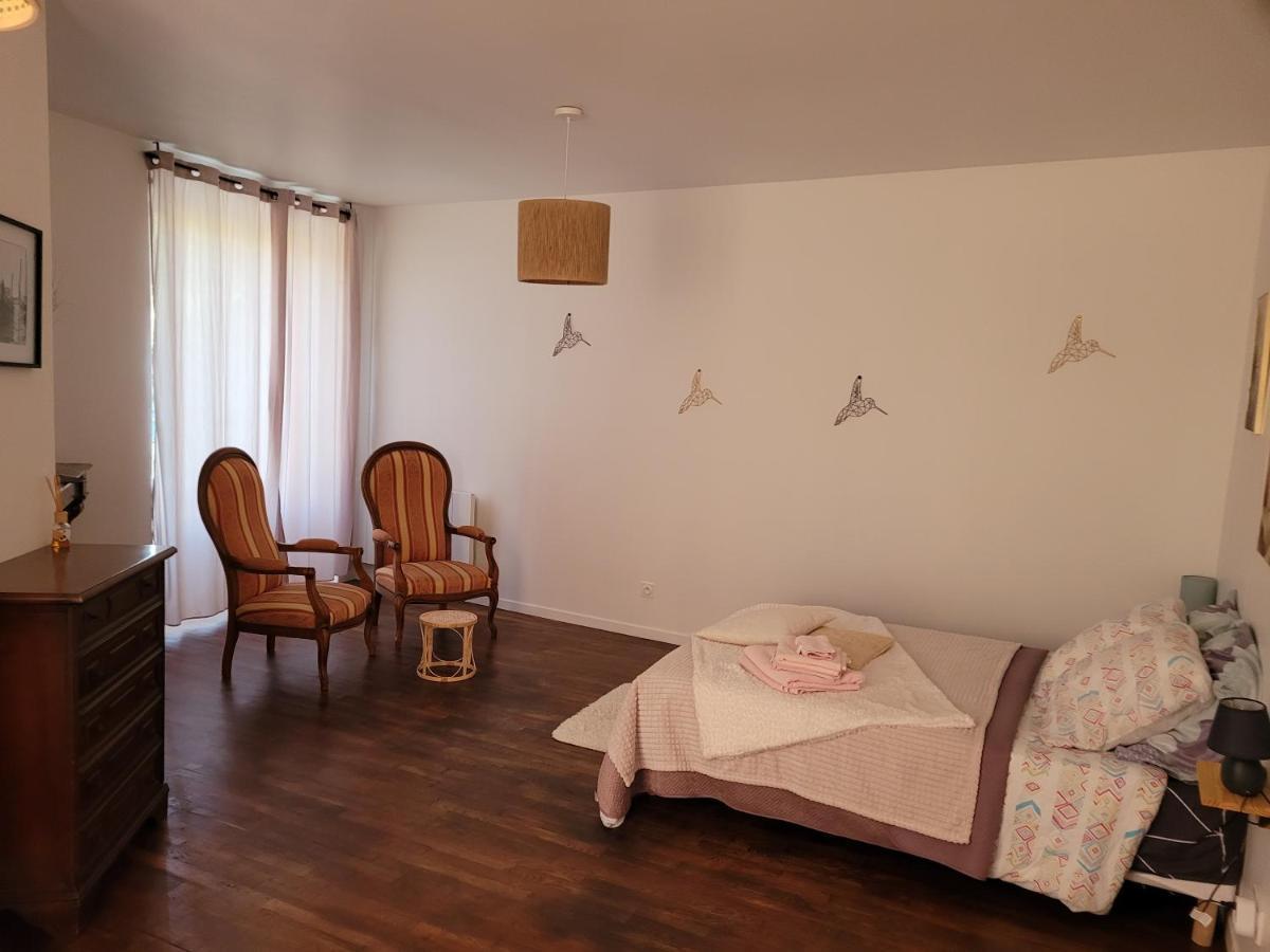 Le Moulin De Cutesson O Dela Du M Bed & Breakfast Villenauxe Dış mekan fotoğraf